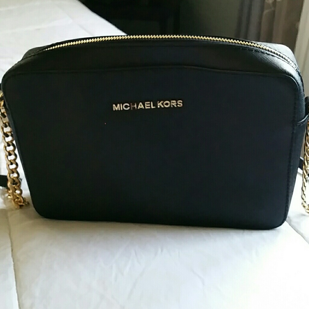 Bag chain link